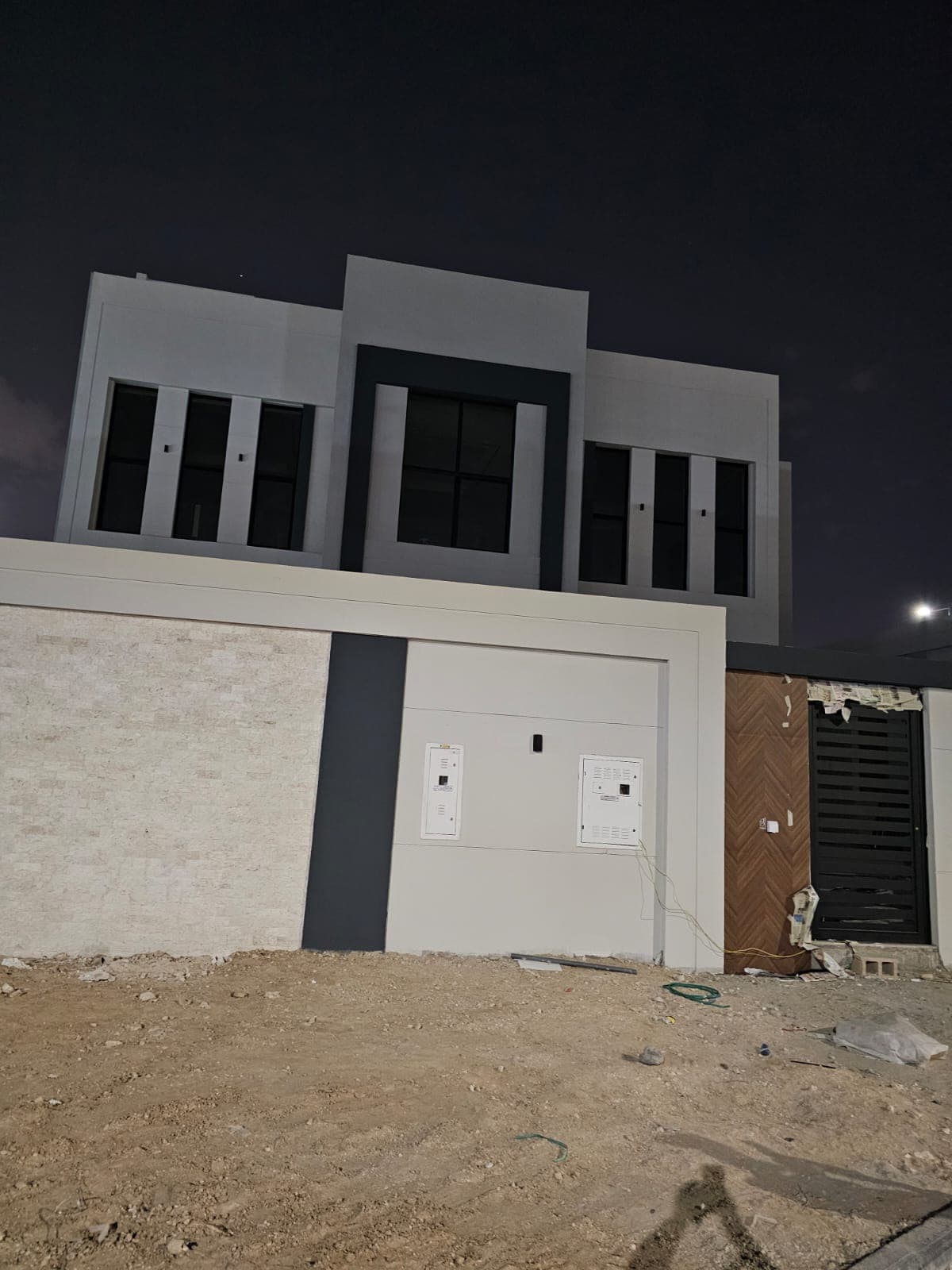 فيلا سكنية 8 غرف نوم للبيع في لعبيب 