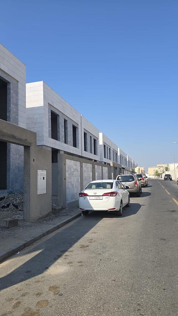 فيلا سكنية 8 غرف نوم للبيع في المطار