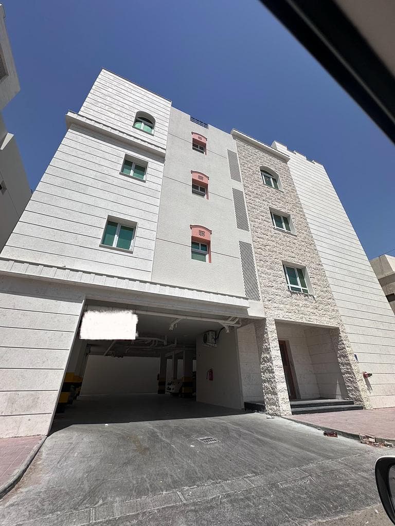Residential Building for Sale in Old Airport