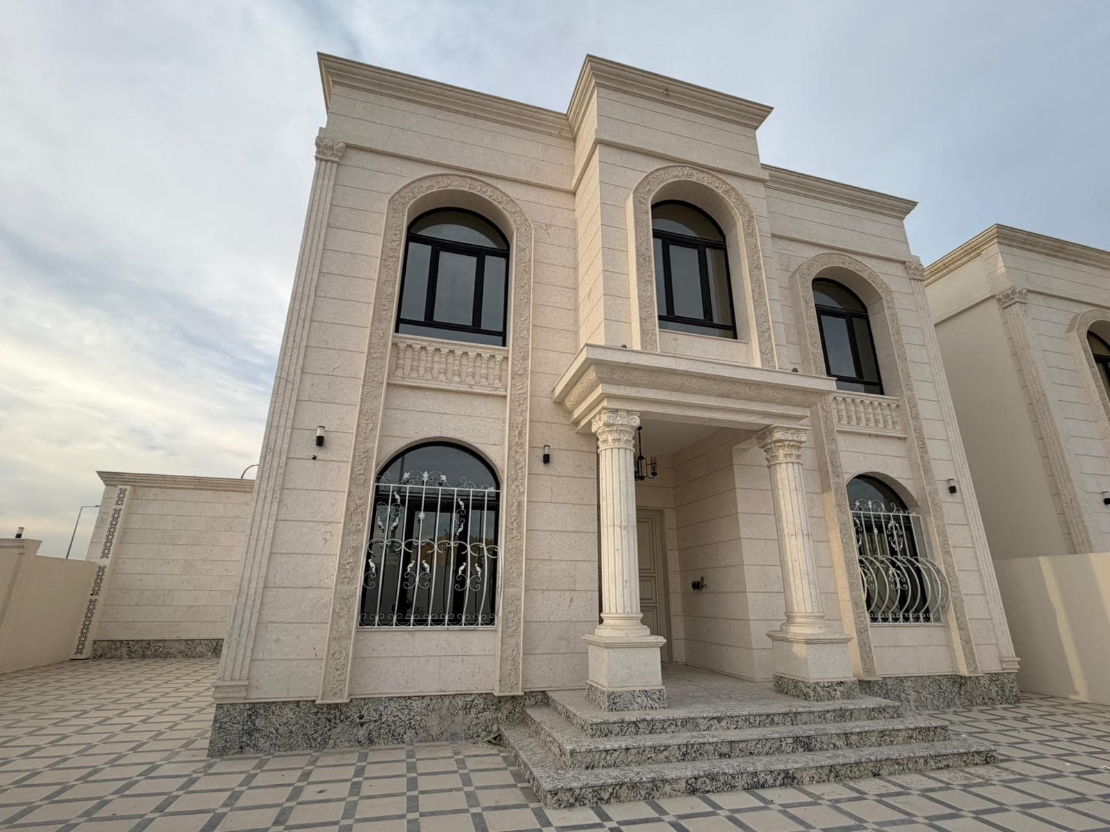 7 Bedroom Residential Villa for Sale in Al Kheesa