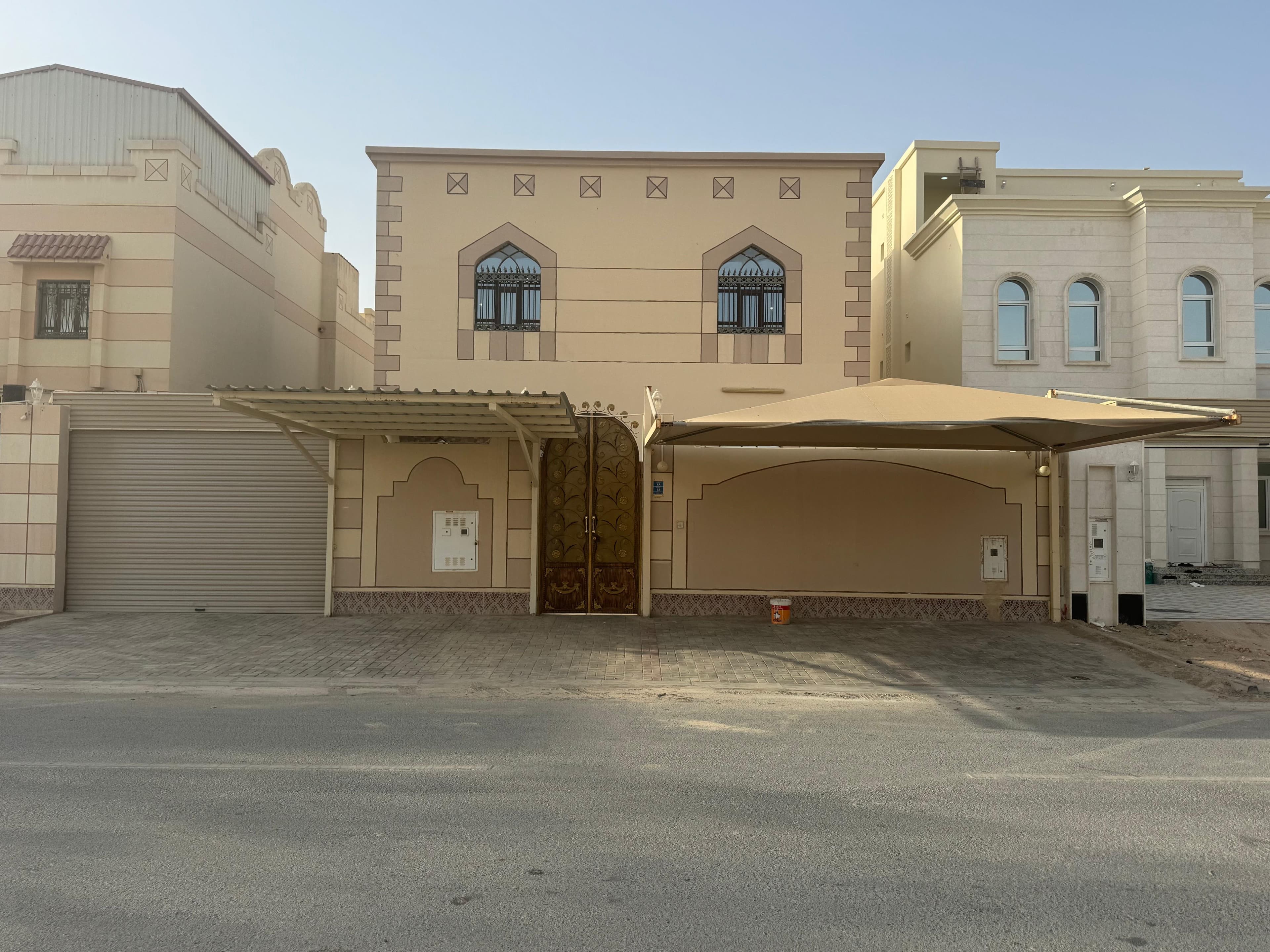 8 Bedroom Residential Villa for Sale in Umm Ebairiya
