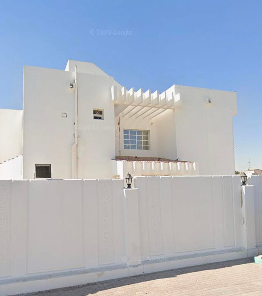 فيلا سكنية 6 غرف نوم للبيع في الدفنة (الخليج الغربي)