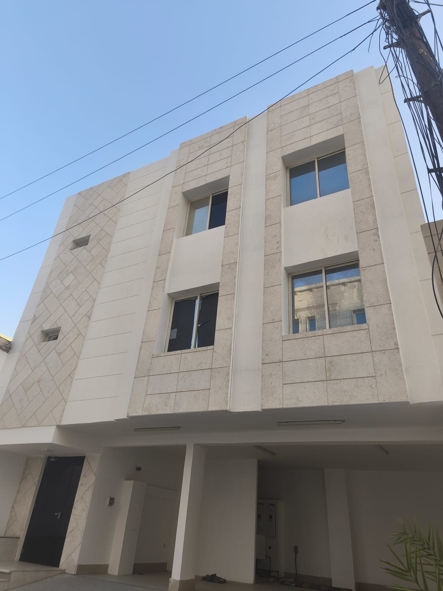 مبنى سكني للبيع في نجمة