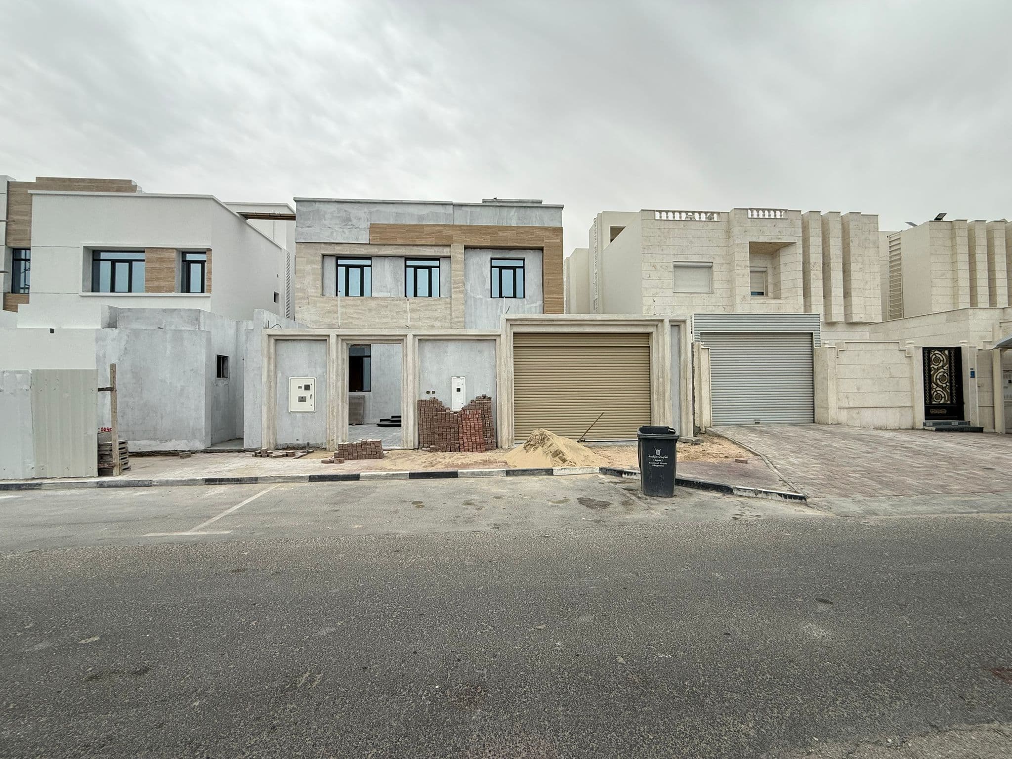 7 Bedroom Residential Villa for Sale in Madinat Khalifa South