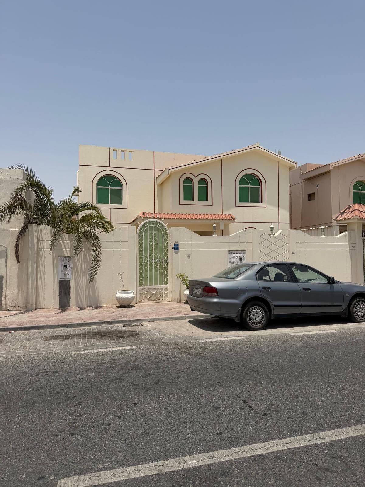 فيلا سكنية 6 غرف نوم للبيع في اسلطة 