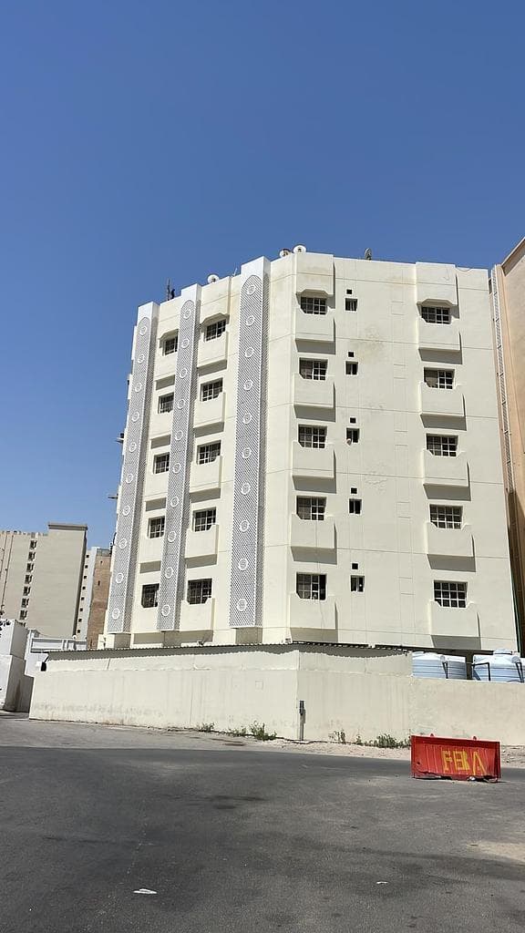 أرض سكنية للبيع في فريج عبدالعزيز