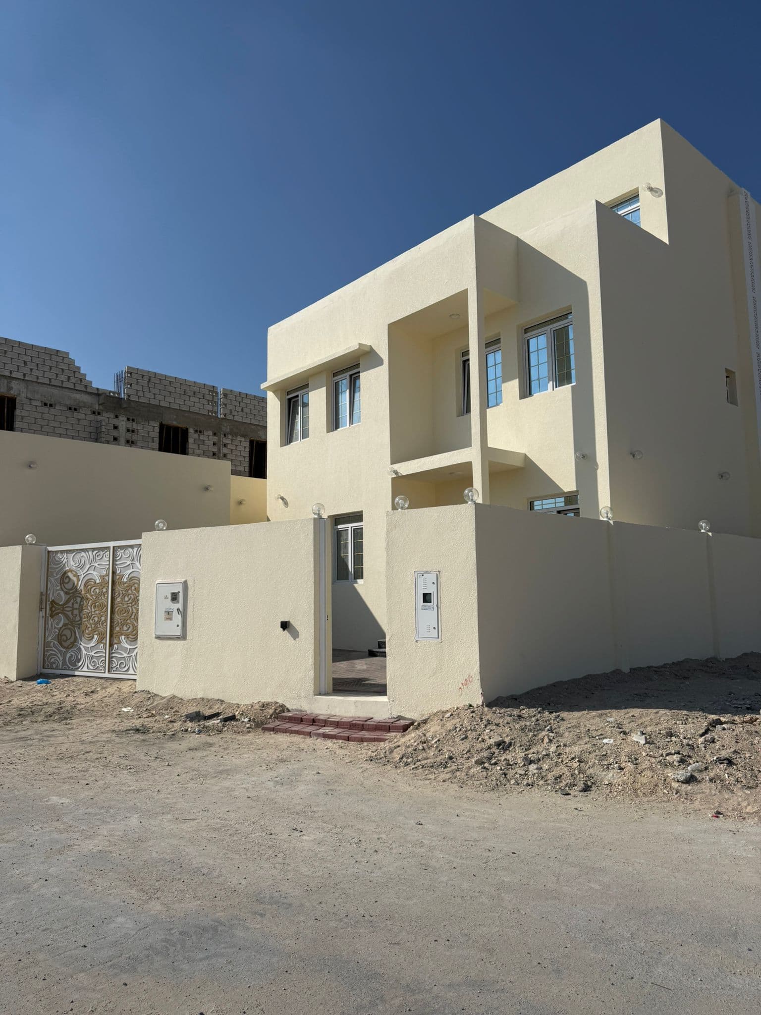 فيلا سكنية 6 غرف نوم للبيع في ام صلال محمد 