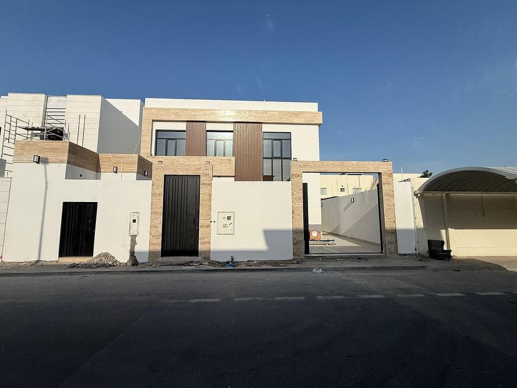 7 Bedroom Residential Villa for Sale in Al Wakra