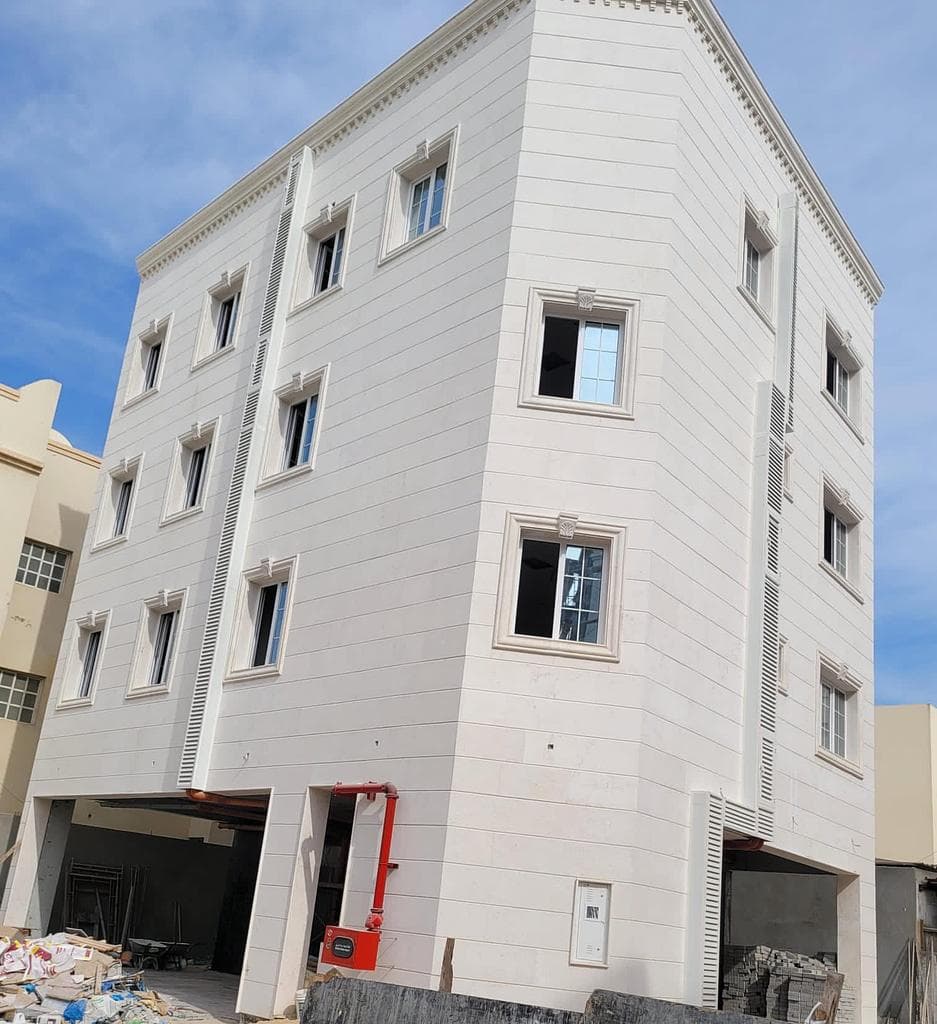 مبنى سكني للبيع في فريج بن عمران