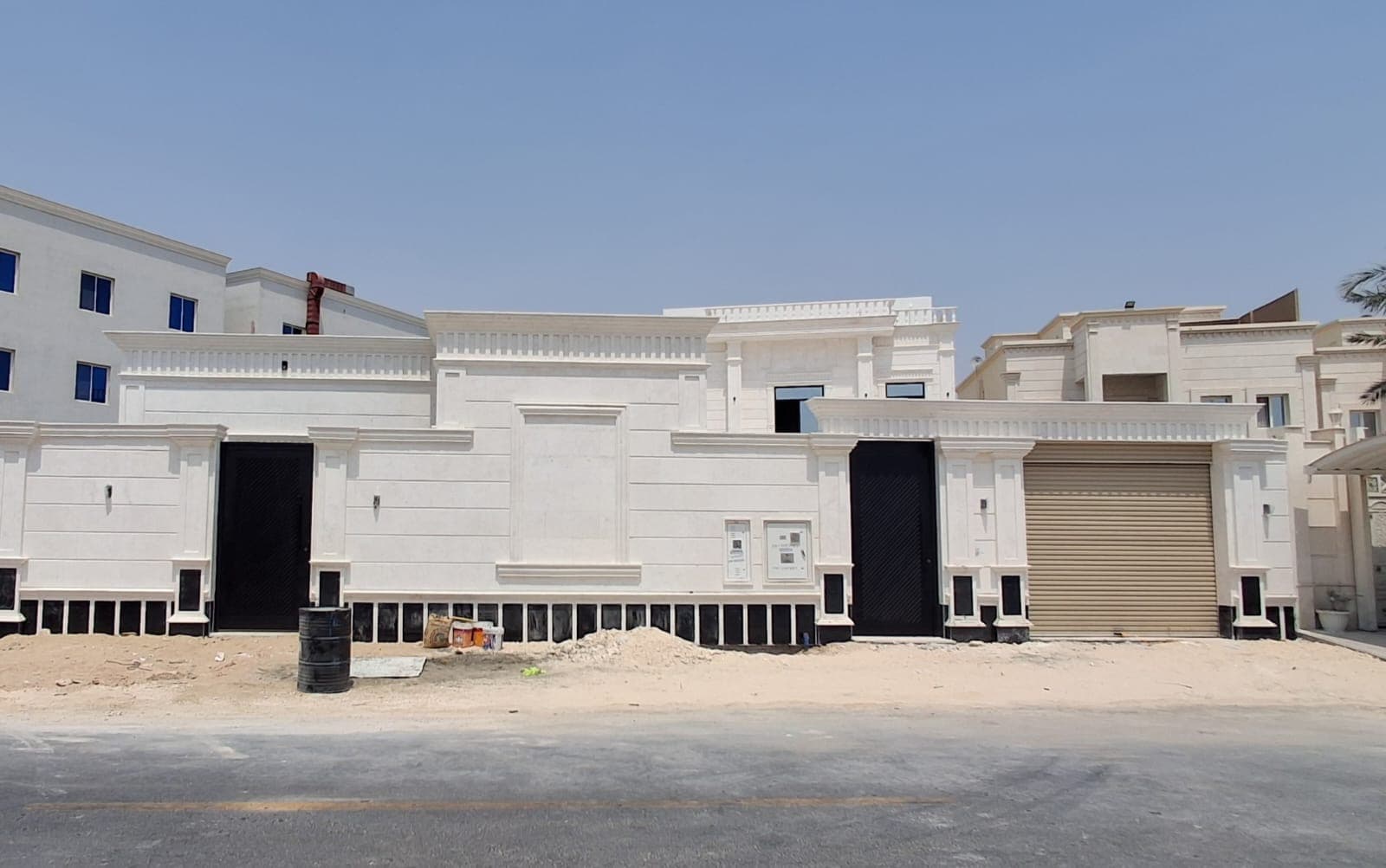 7 Bedroom Residential Villa for Sale in Umm Qarn