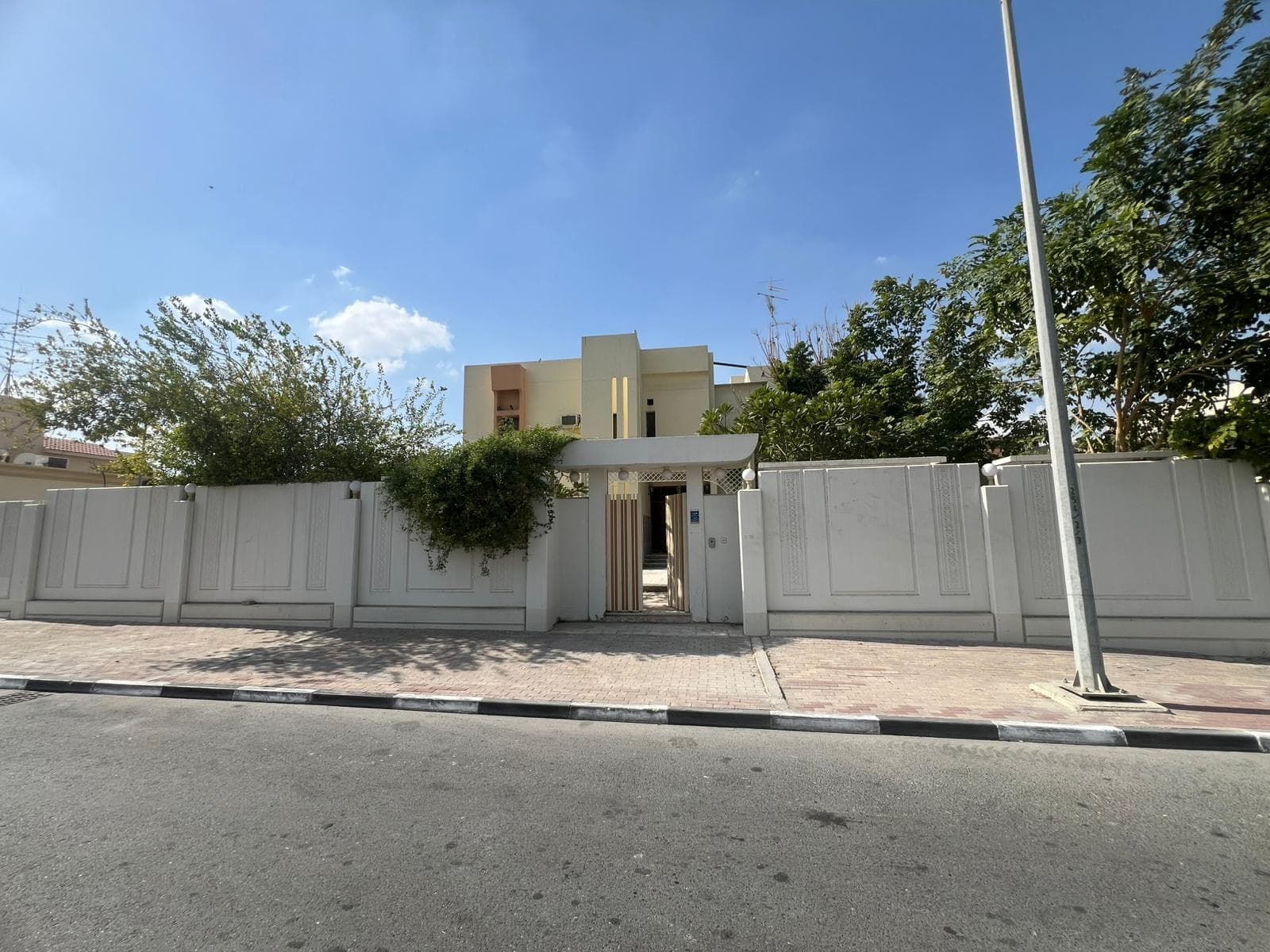 فيلا سكنية 8 غرف نوم للبيع في حزم المرخية (الخليج الغربي)