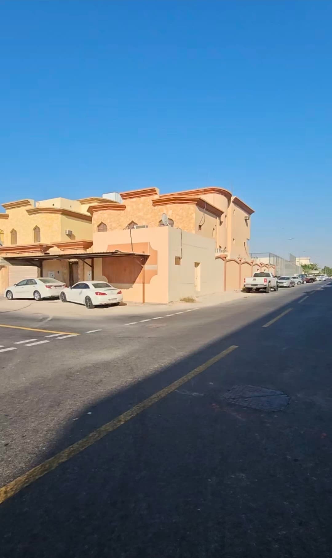 فيلا سكنية 6 غرف نوم للبيع في مدينة خليفة الشمالية