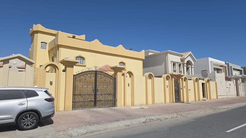 فيلا سكنية 4 غرف نوم للبيع في ازغوى