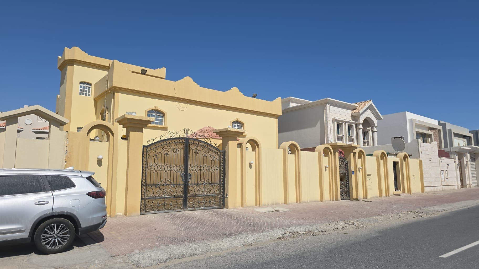 فيلا سكنية 4 غرف نوم للبيع في ازغوى