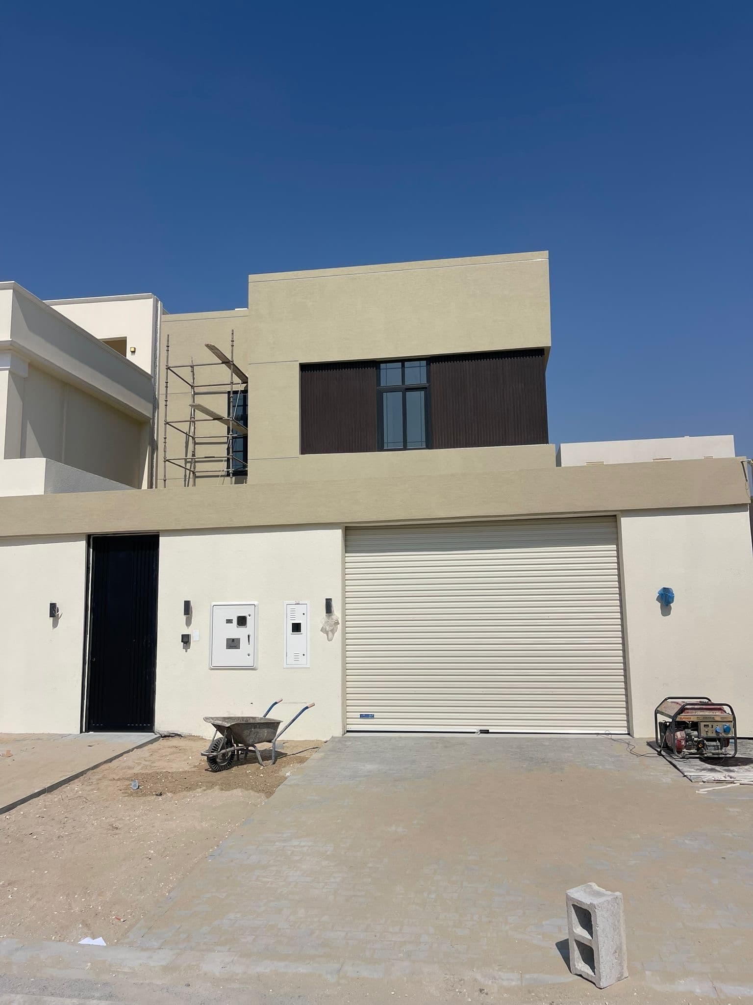 8 Bedroom Residential Villa for Sale in Umm Qarn