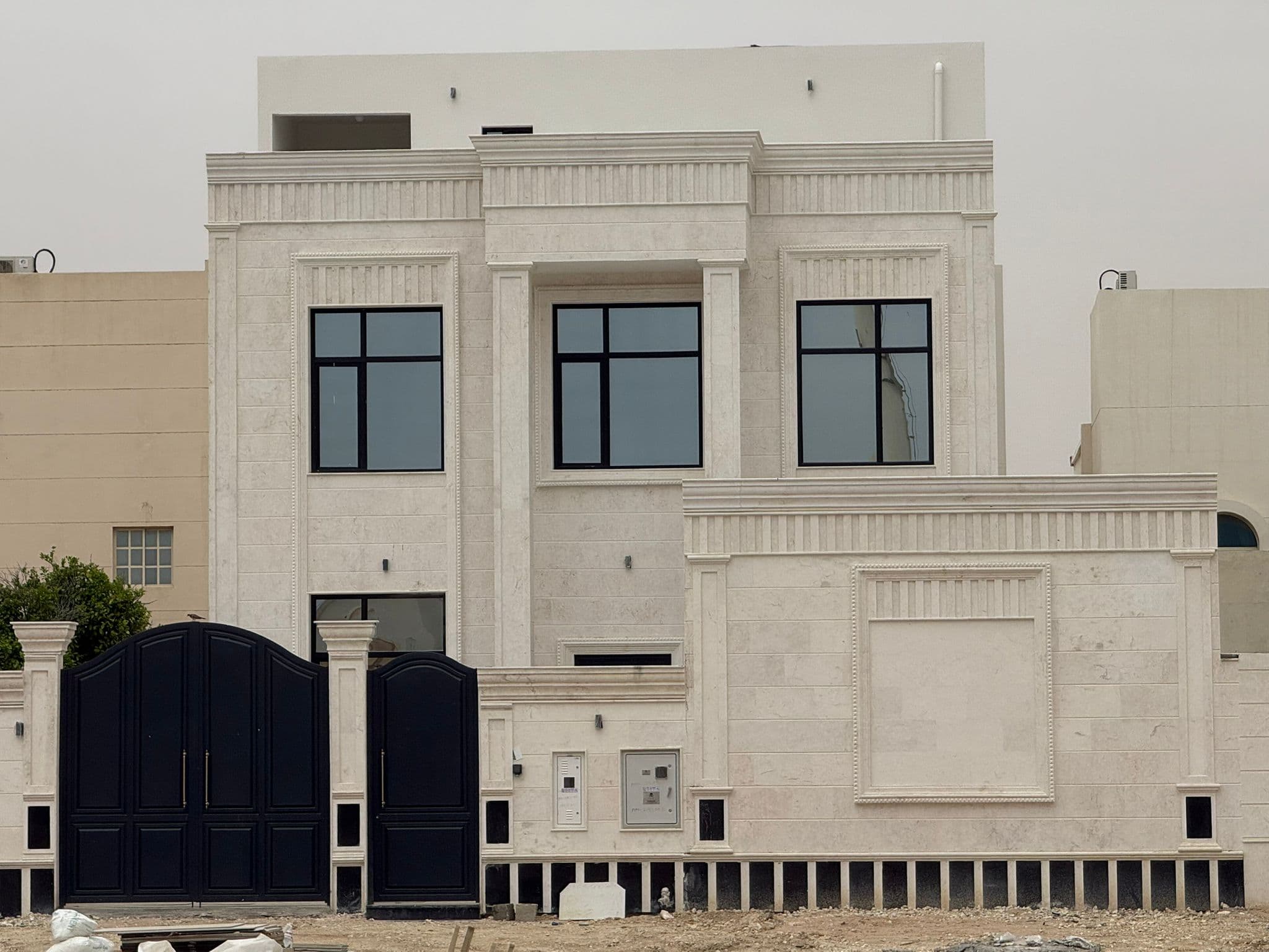 فيلا سكنية 7 غرف نوم للبيع في ام صلال علي