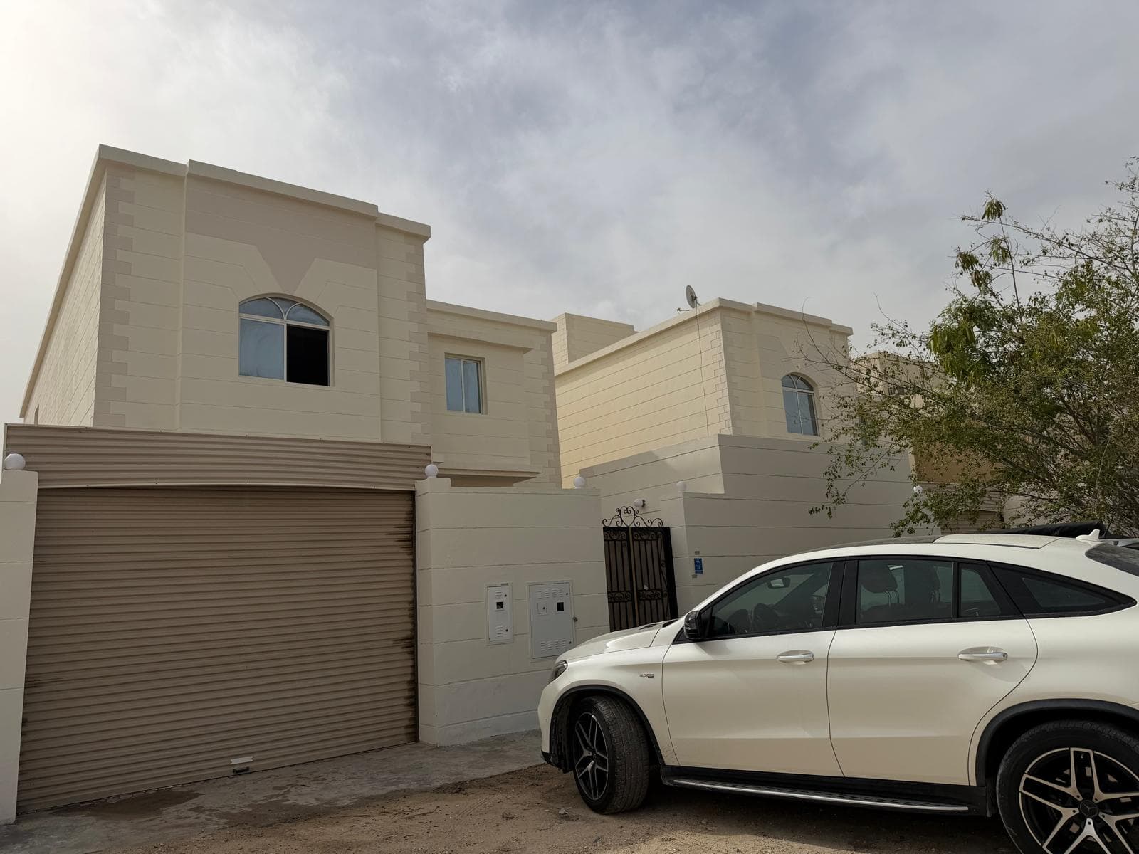 7 Bedroom Residential Villa for Sale in Umm Salal Ali
