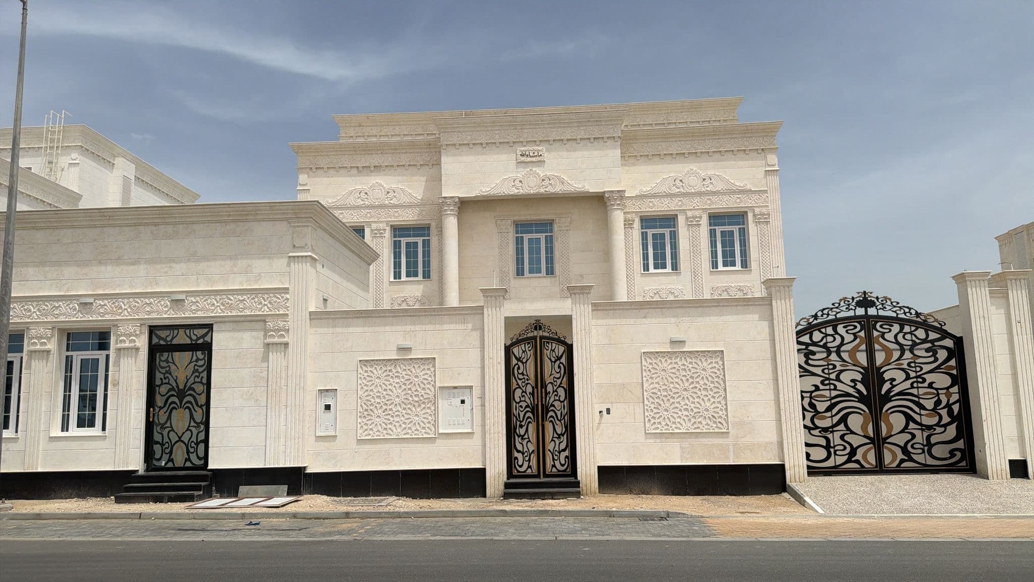 8 Bedroom Residential Villa for Sale in Al Wukair