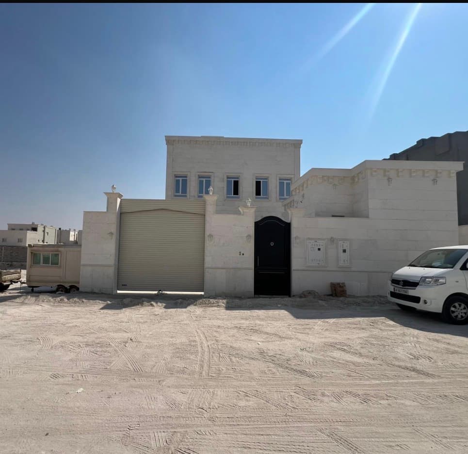 فيلا سكنية 7 غرف نوم للبيع في عين خالد