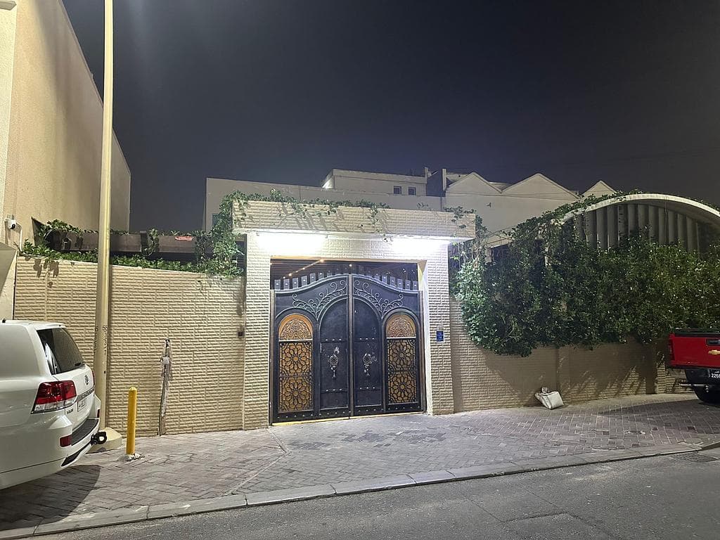 6 Bedroom Residential Villa for Sale in Al Aziziya
