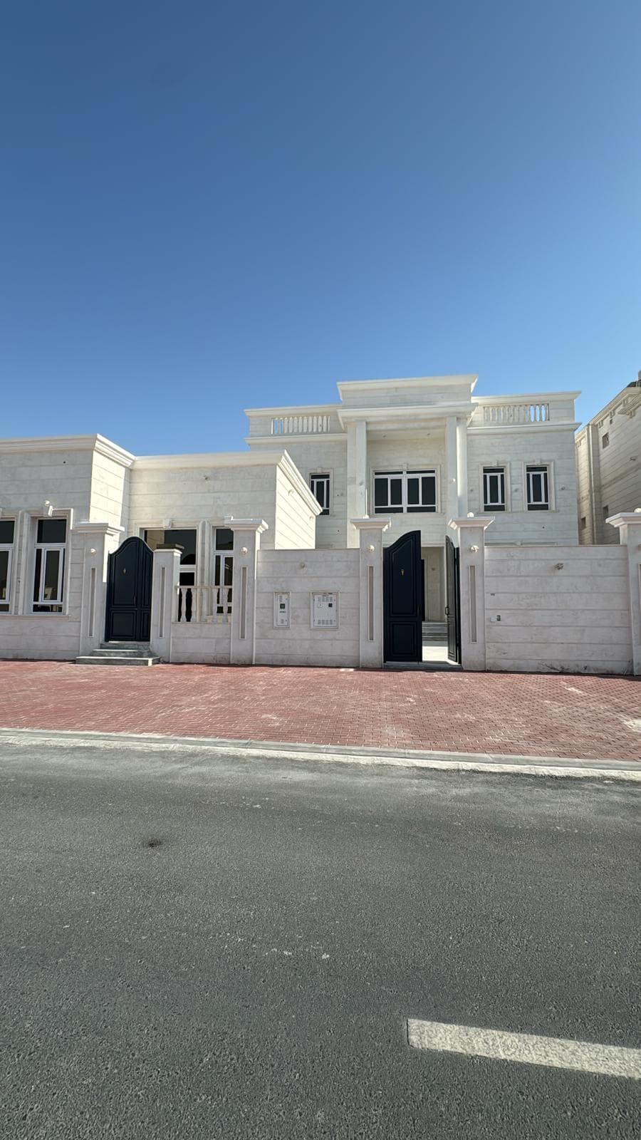 فيلا سكنية 8 غرف نوم للبيع في الثميد