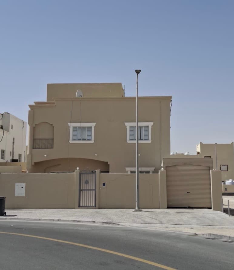 فيلا سكنية 6 غرف نوم للبيع في الخور