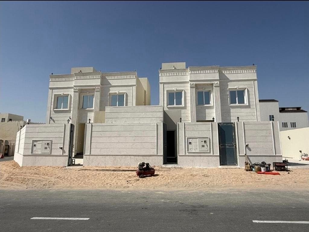 6 Bedroom Residential Villa for Sale in Simaisma