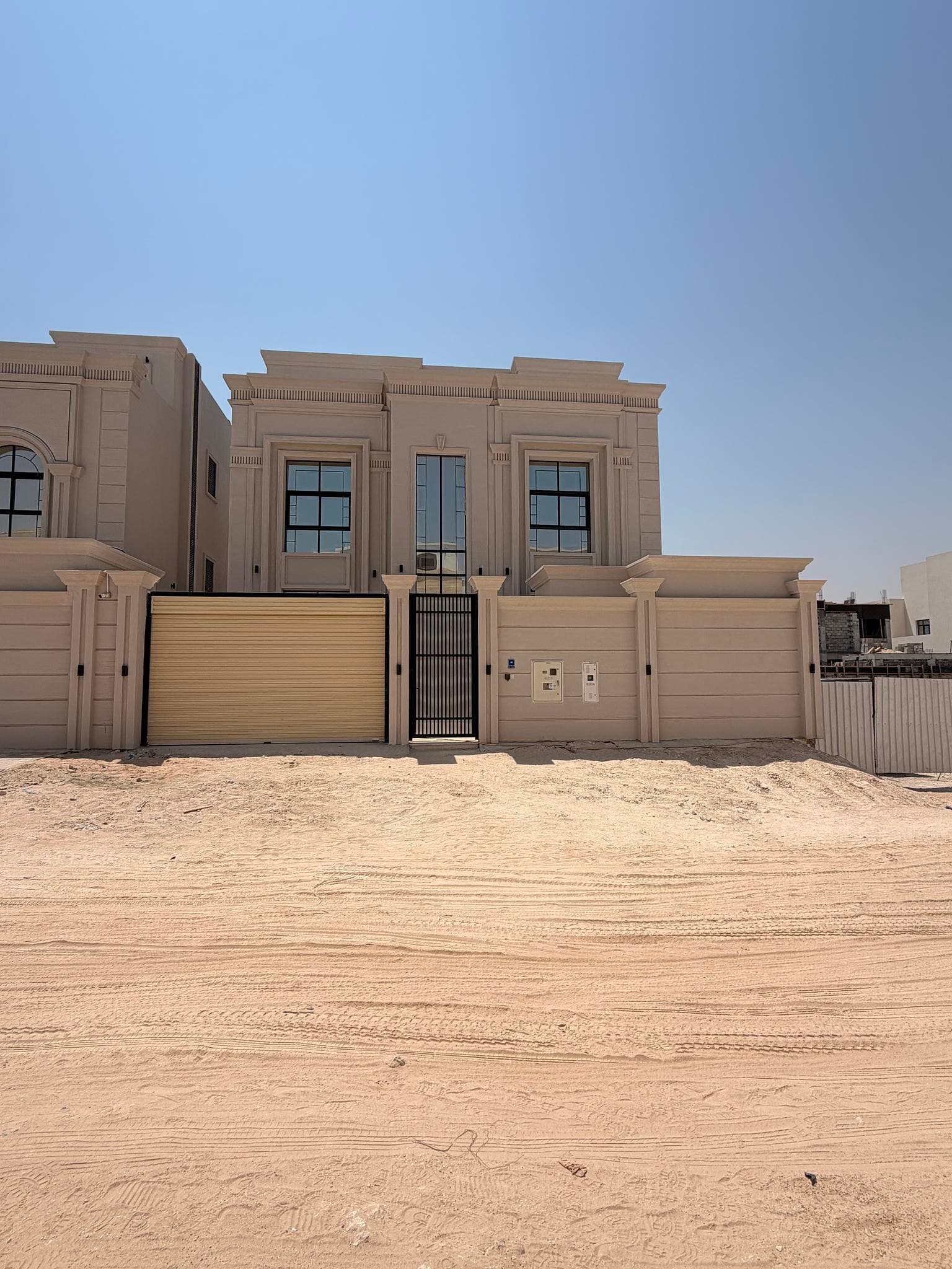 فيلا سكنية 8 غرف نوم للبيع