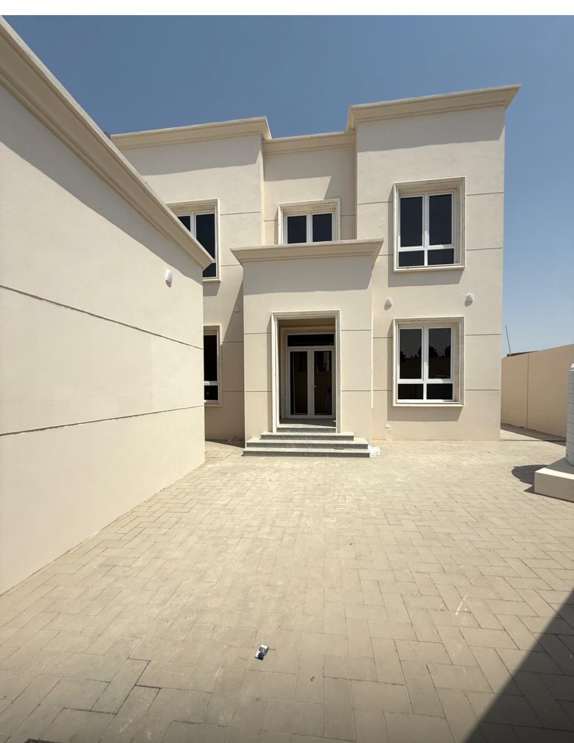 فيلا سكنية 6 غرف نوم للبيع في ام عبيرية