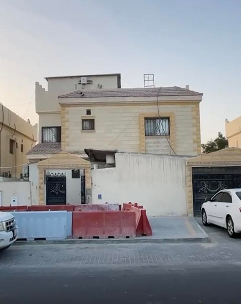 فيلا سكنية 8 غرف نوم للبيع في الخيسة 