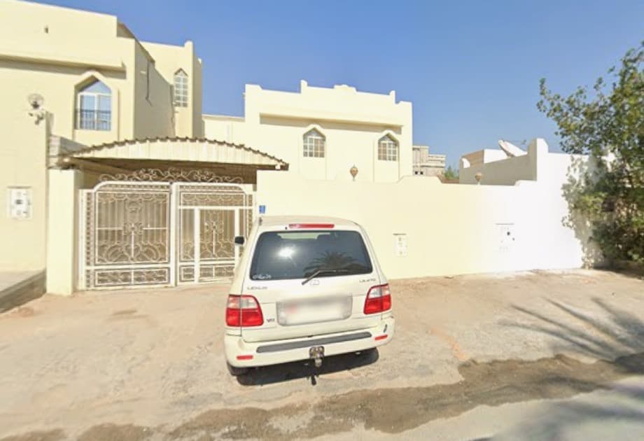 فيلا سكنية 7 غرف نوم للبيع في دحيل