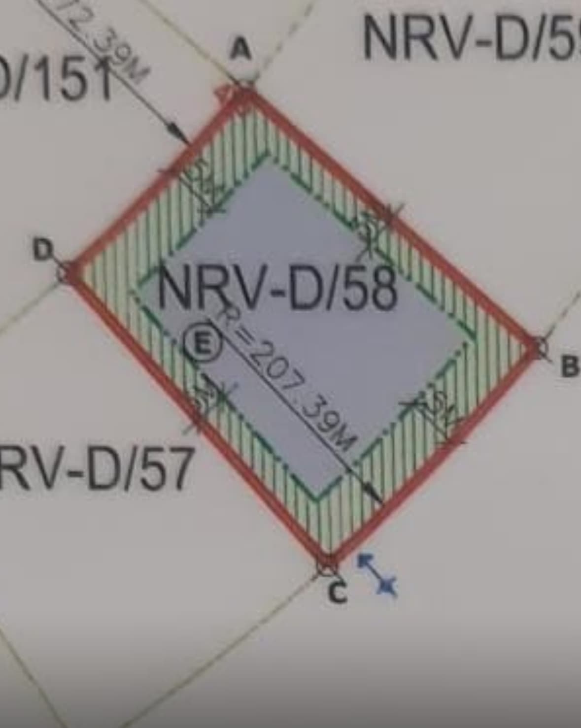 أرض سكنية للبيع في لوسيل