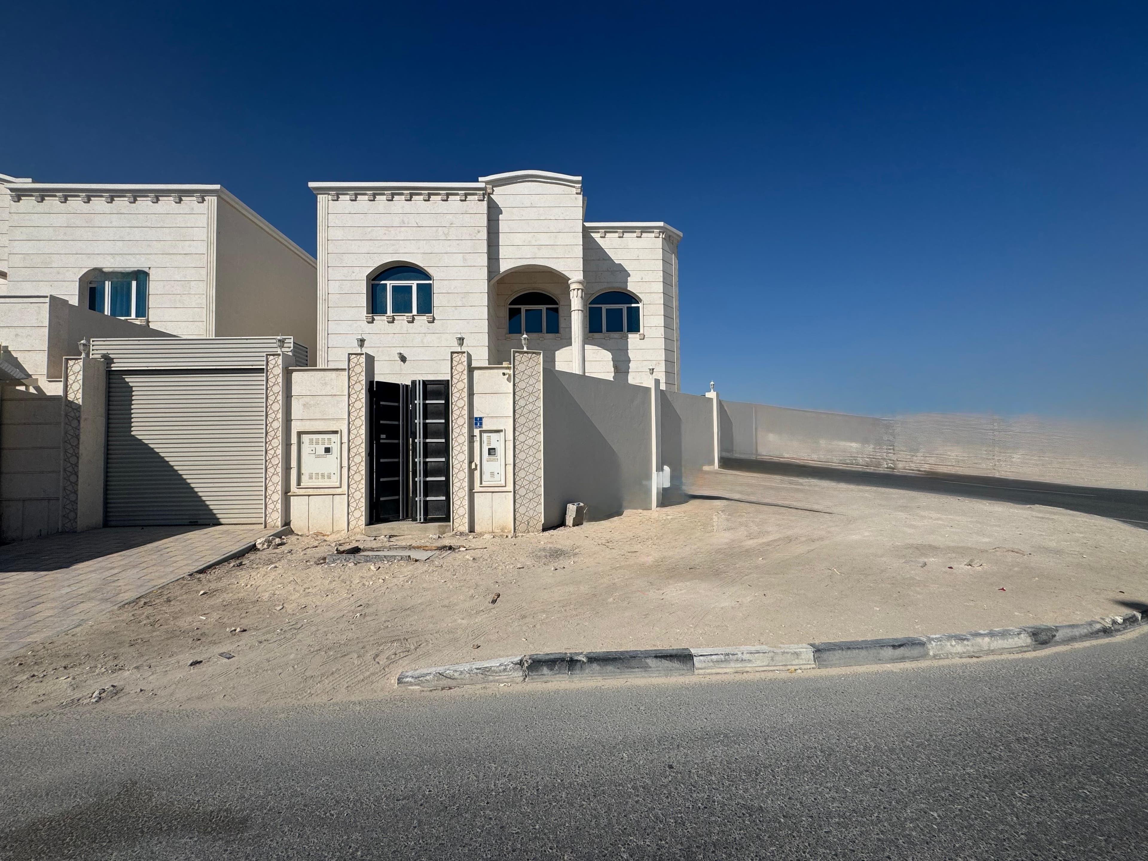 فيلا سكنية 7 غرف نوم للبيع