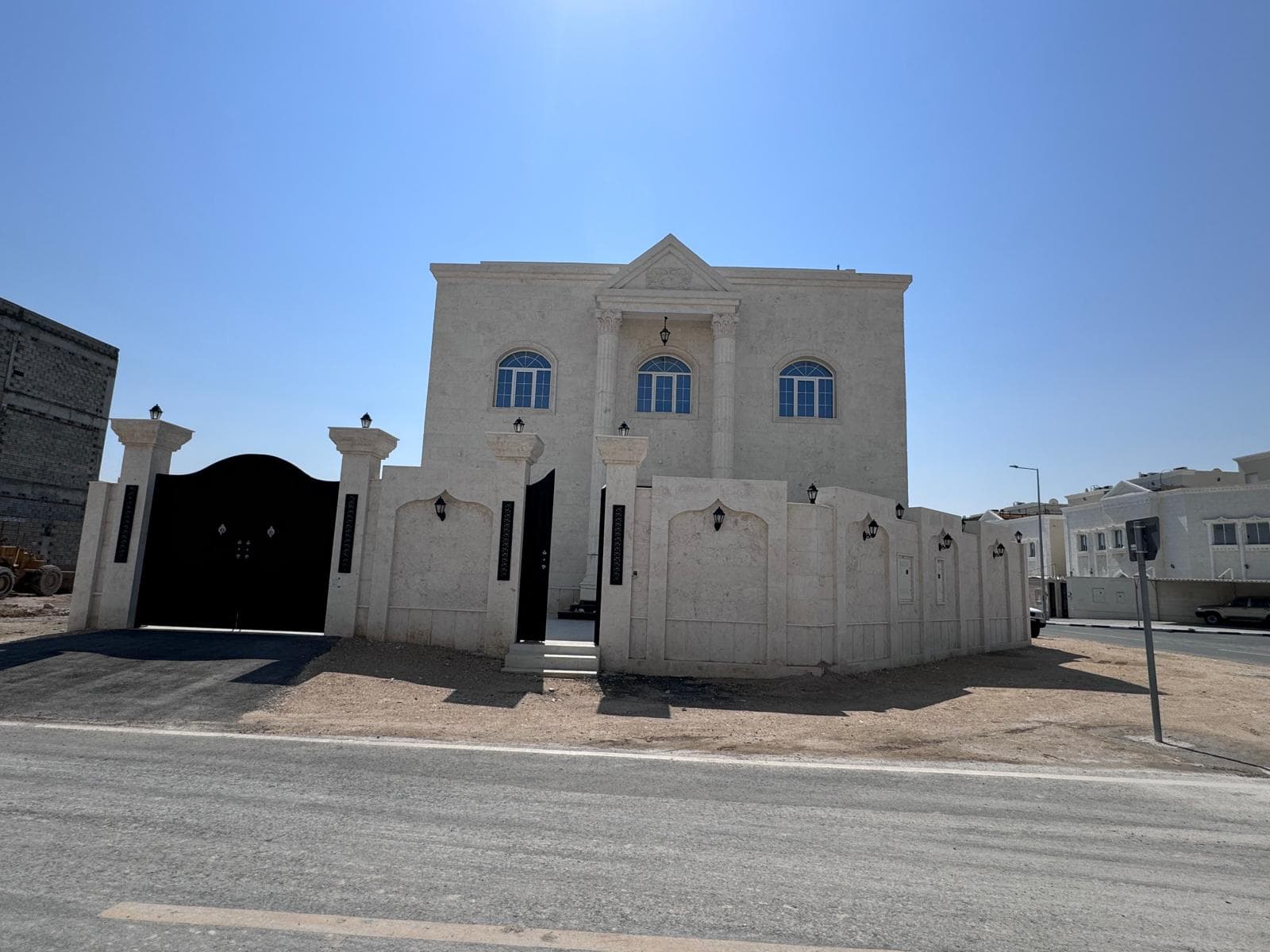 فيلا سكنية 8 غرف نوم للبيع في ام العمد