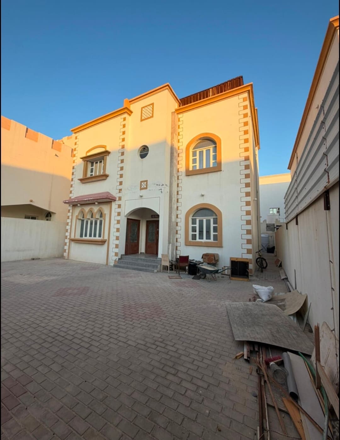 فيلا سكنية 6 غرف نوم للبيع