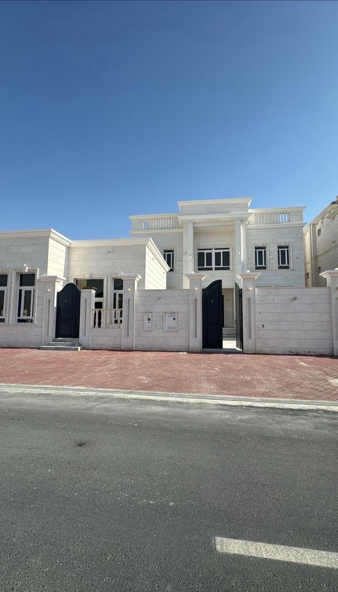 فيلا سكنية 8 غرف نوم للبيع في الثميد