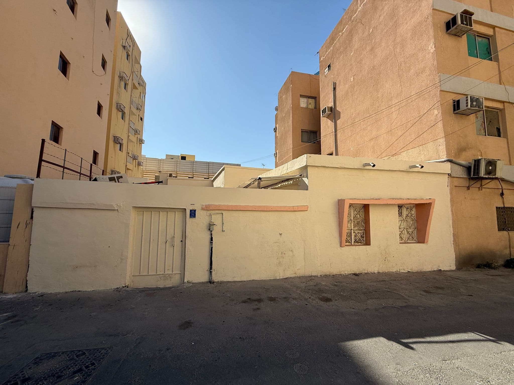 أرض سكنية للبيع في ام غويلينة