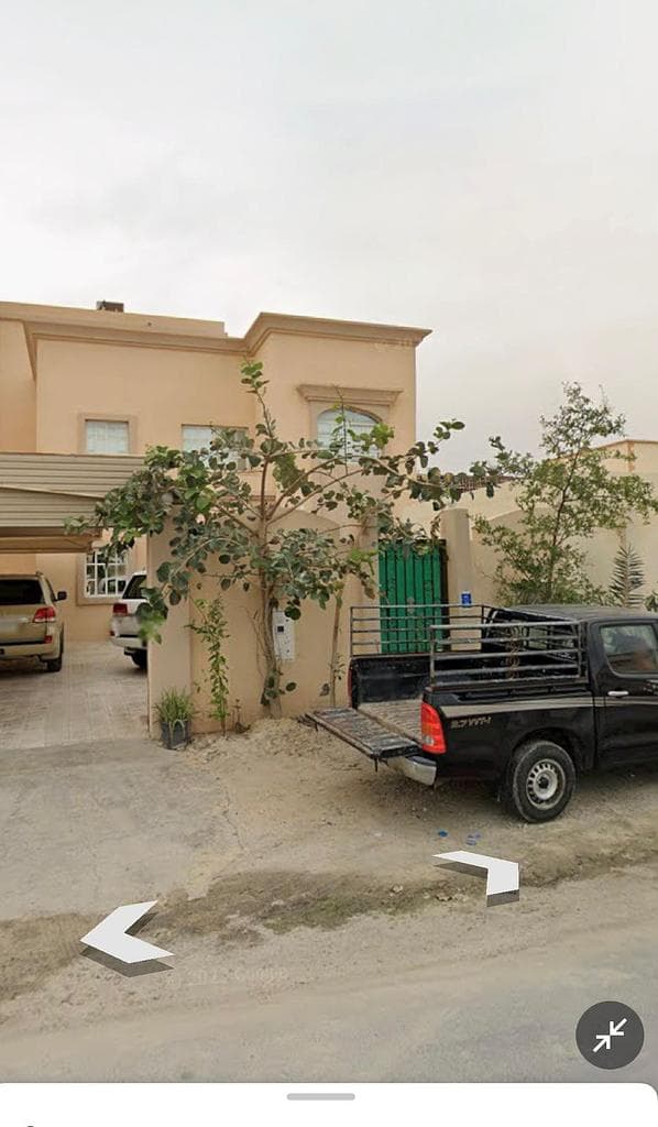 فيلا سكنية 7 غرف نوم للبيع في الرويس