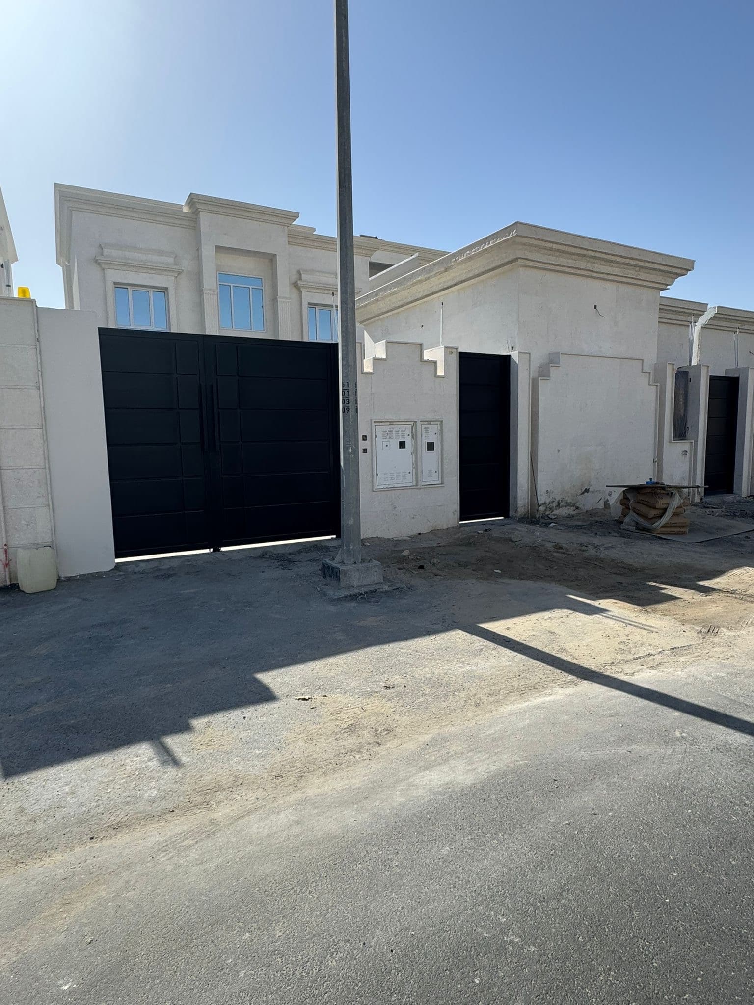 فيلا سكنية 8 غرف نوم للبيع في ازغوى