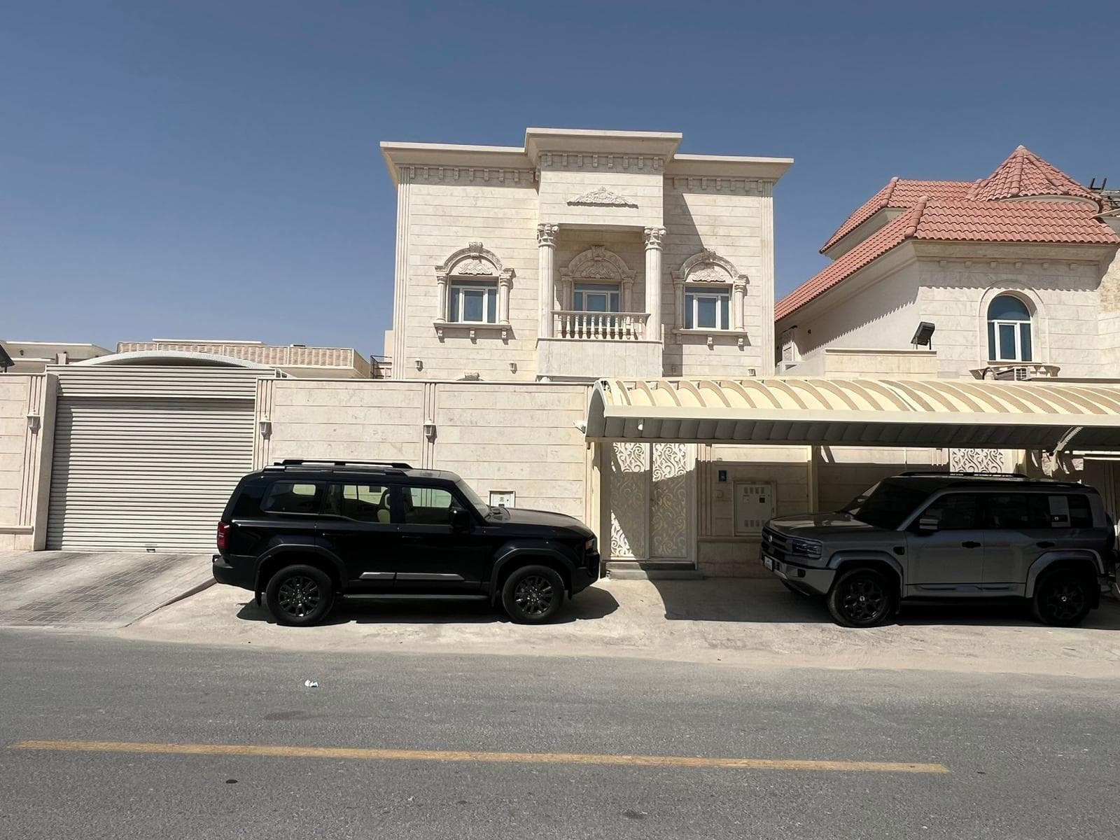 فيلا سكنية 6 غرف نوم للبيع
