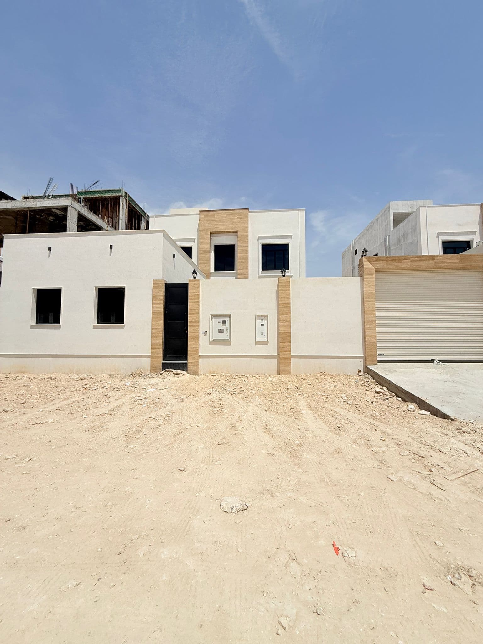 فيلا سكنية 8 غرف نوم للبيع في ام صلال علي