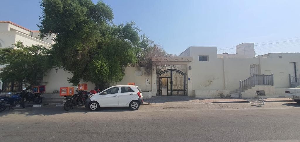 فيلا سكنية 8 غرف نوم للبيع في الريان الجديد