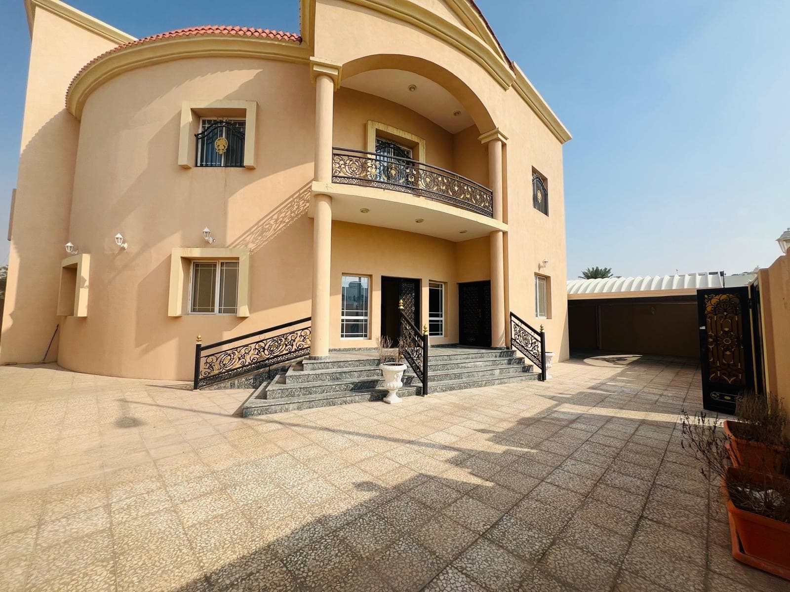 فيلا سكنية 8 غرف نوم للبيع في الريان الجديد