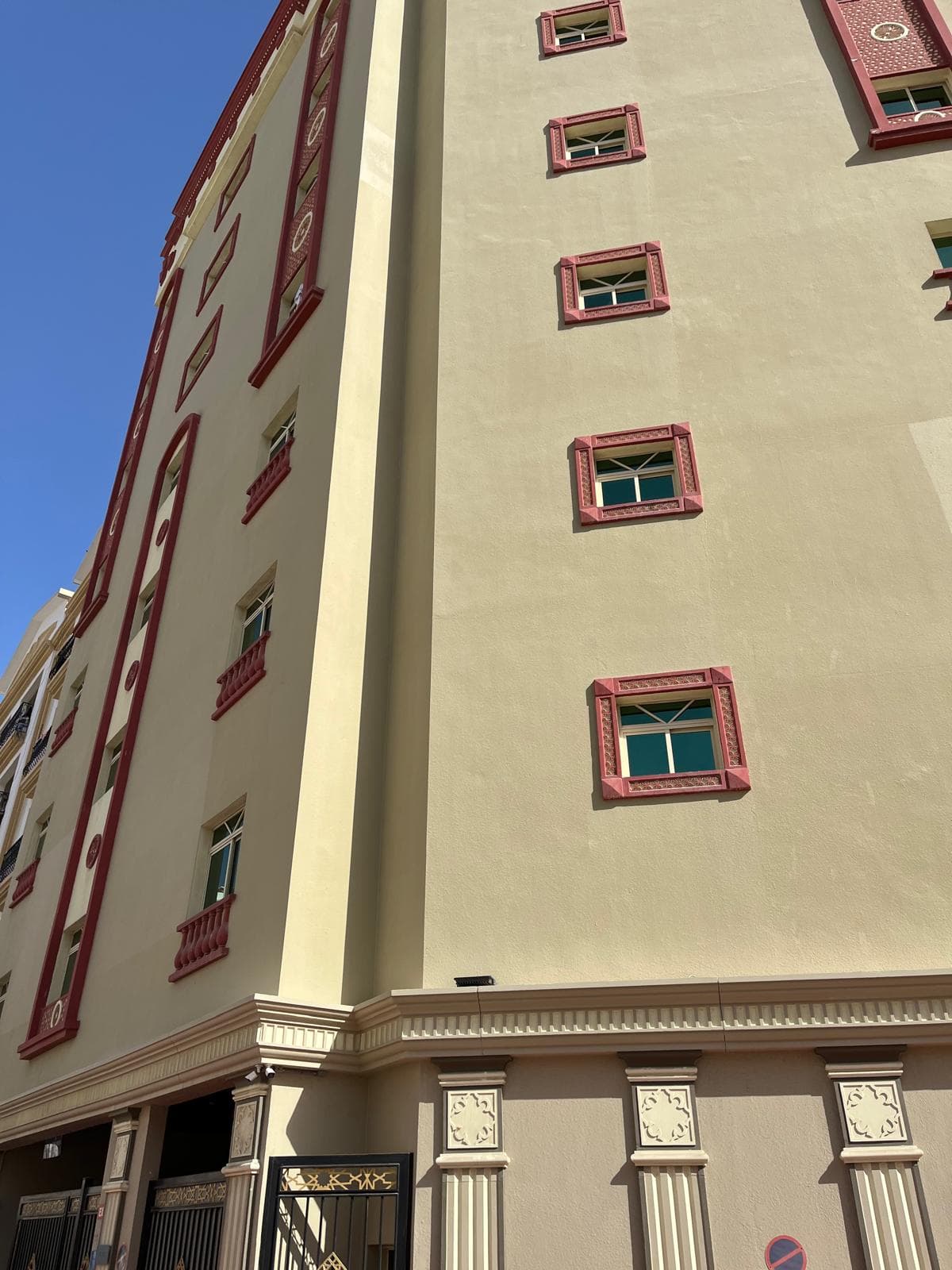 Commercial Building for Sale in Al Mansoura
