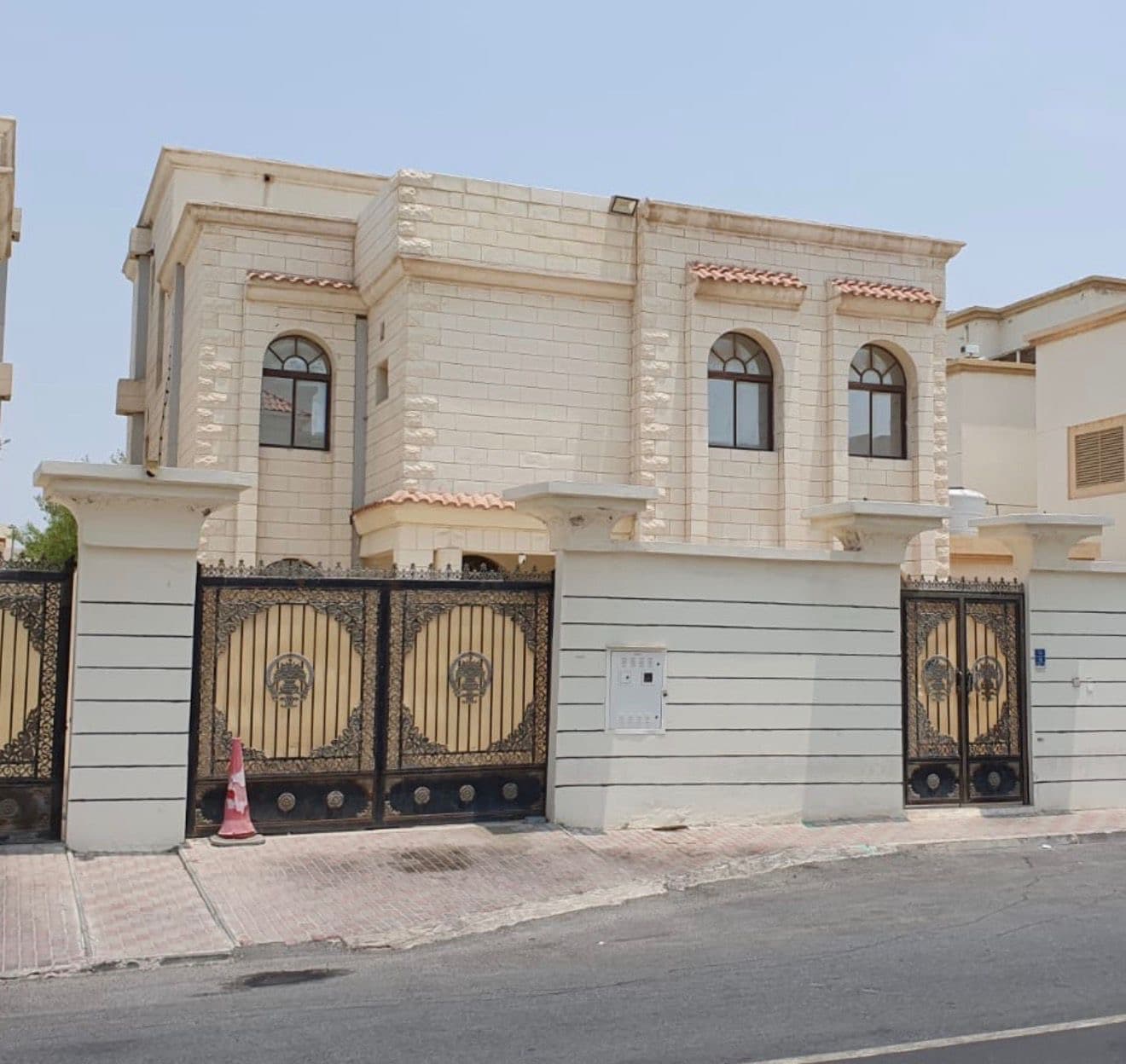 فيلا سكنية 7 غرف نوم للبيع في نعيجة