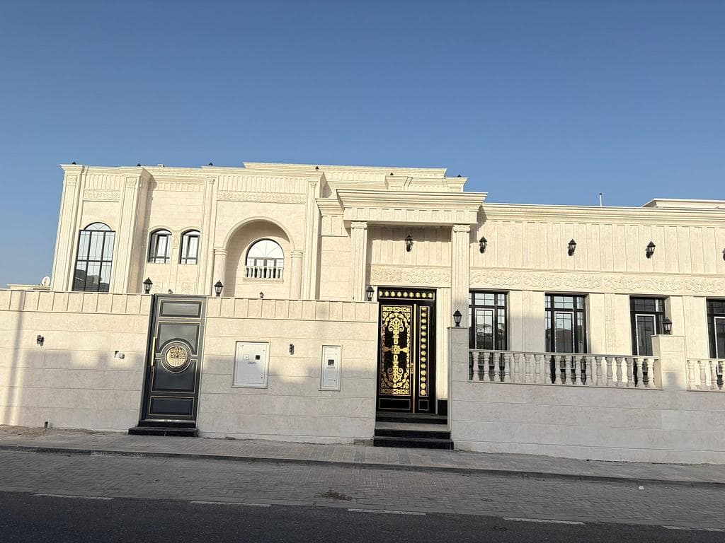فيلا سكنية 8 غرف نوم للبيع في عنيزة (الخليج الغربي)