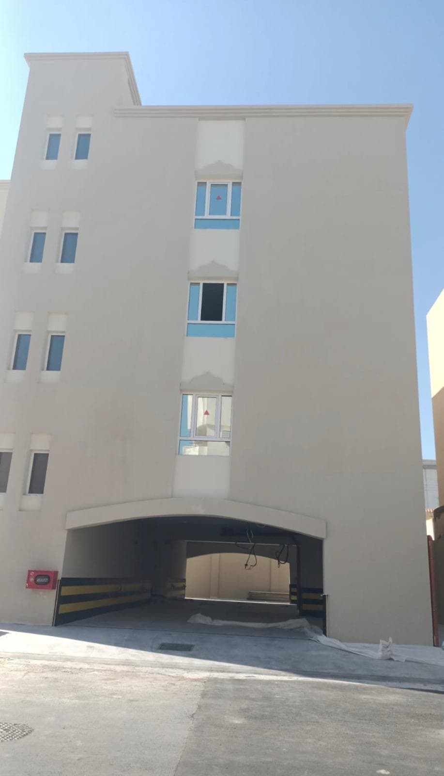 مبنى سكني للبيع