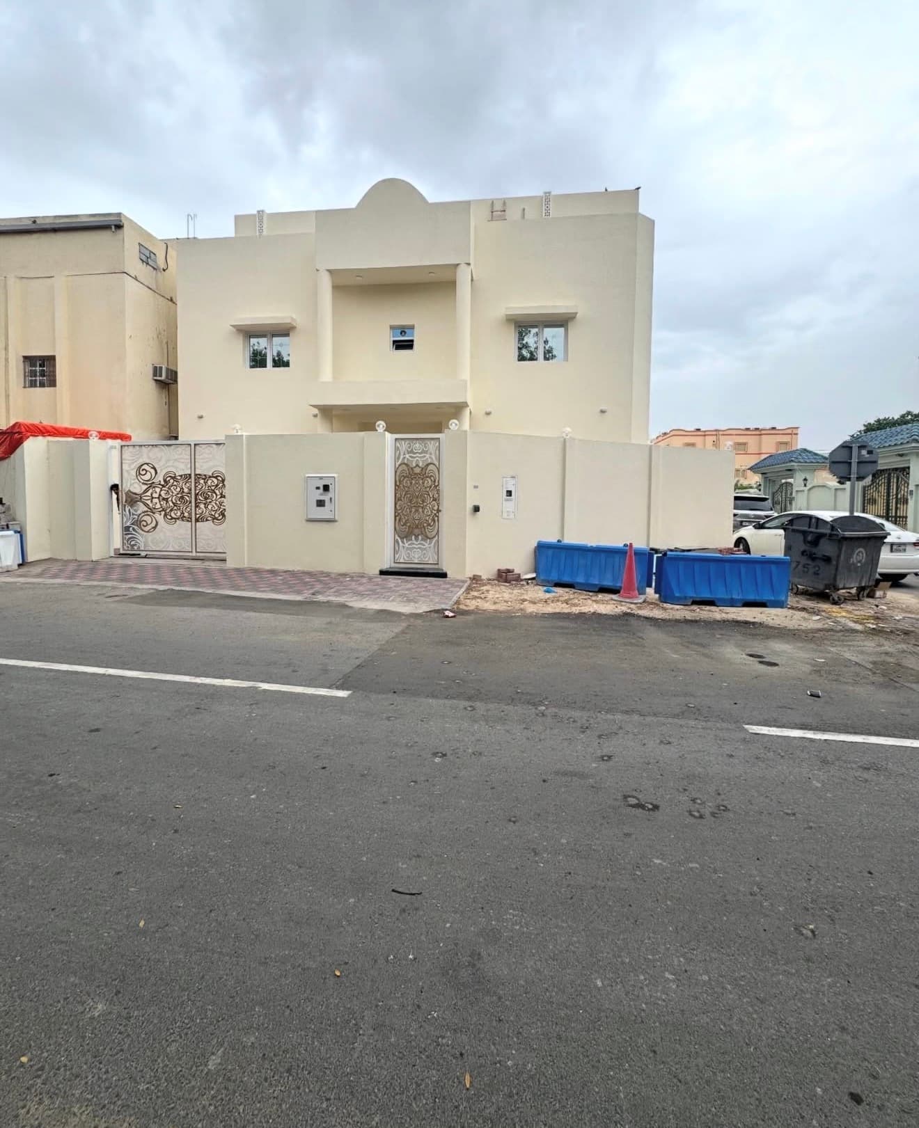 فيلا سكنية 7 غرف نوم للبيع في معيذر