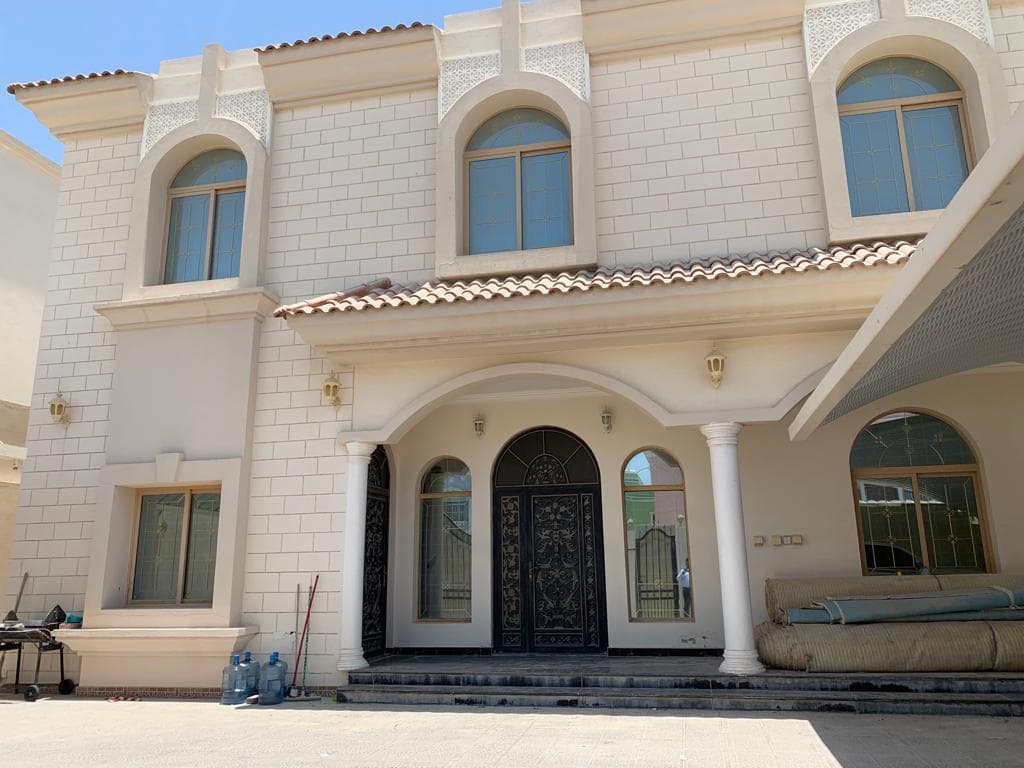 فيلا سكنية 8 غرف نوم للبيع في المشاف