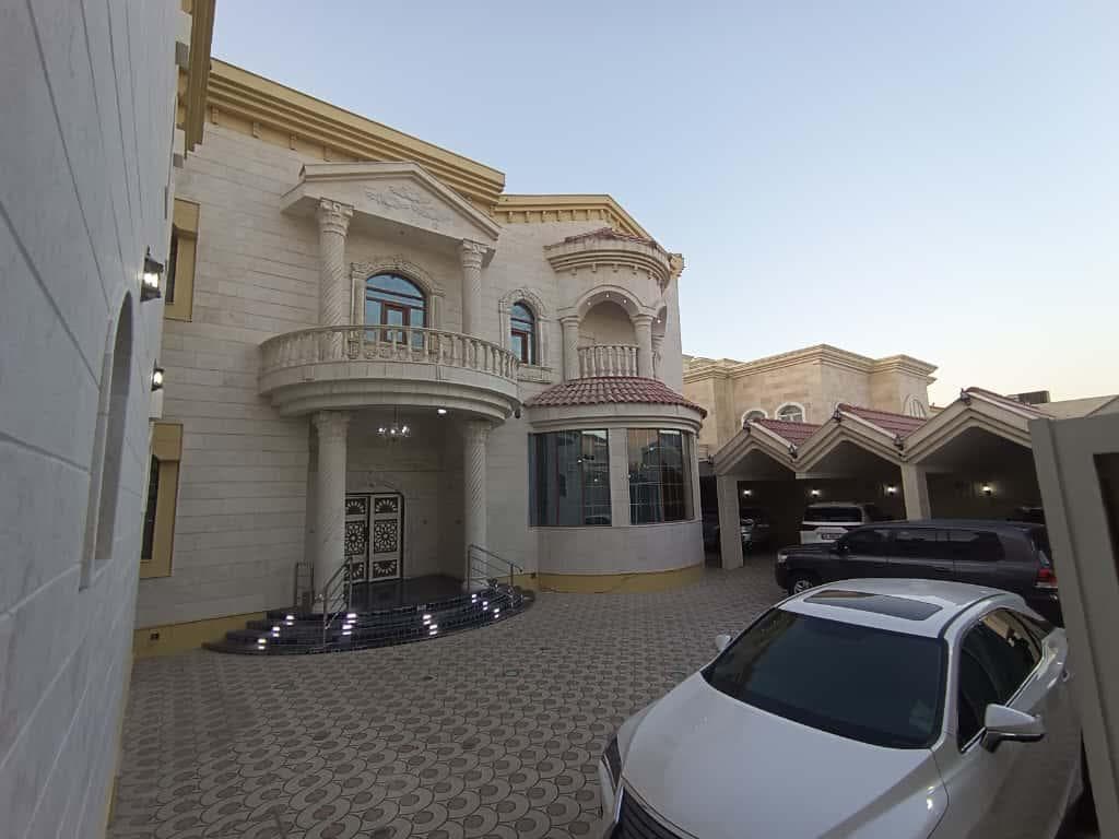 فيلا سكنية 8 غرف نوم للبيع في عين خالد